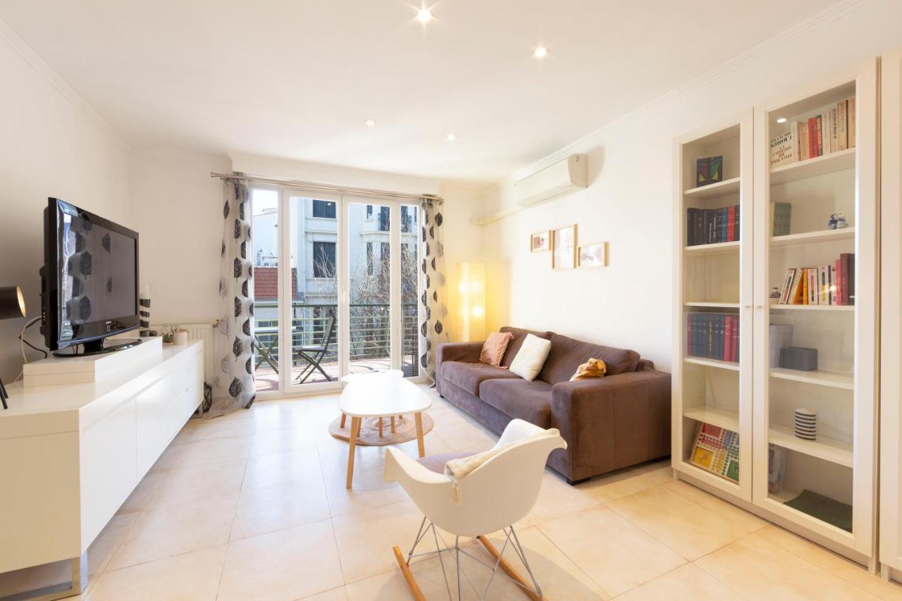 Apartment Robert Soleau Bright Design Flat Center Of
